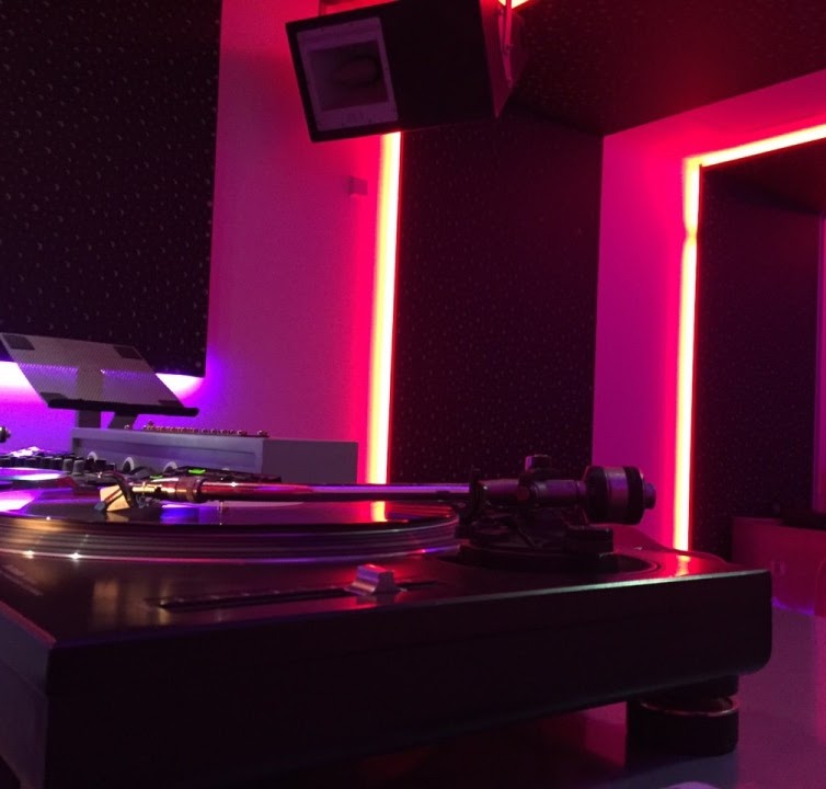 Estudio Play The Music